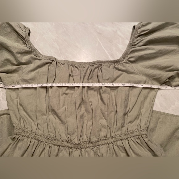 Sim & Sam Sage Green Midi Puff Sleeve Dress Women’s Size Medium Flowy, Feminine - Picture 4 of 5